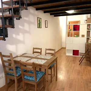 Apartment Casa Trevi, Rome