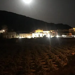 https://la-grotta-di-benikula.sicilyhotelsitaly.net