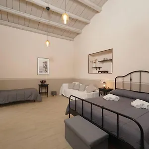 https://antica-dimora-siracusa.sicilyhotelsitaly.net
